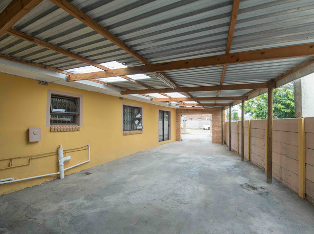 3 Bedroom Property for Sale in Algoa Park Eastern Cape